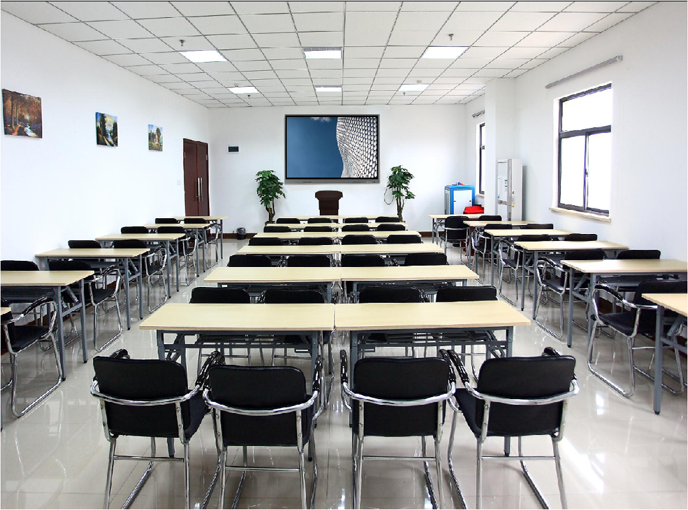 智慧教室互動黑板具有哪些優(yōu)勢